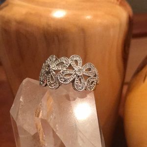 Lia Sophia Daisy Design Ring, Sz 9